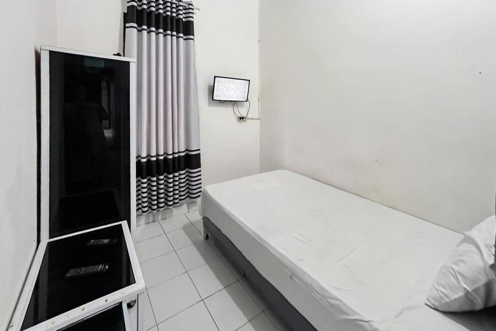 Kostel 99 Pangkal Pinang Redpartner Hotell Eksteriør bilde